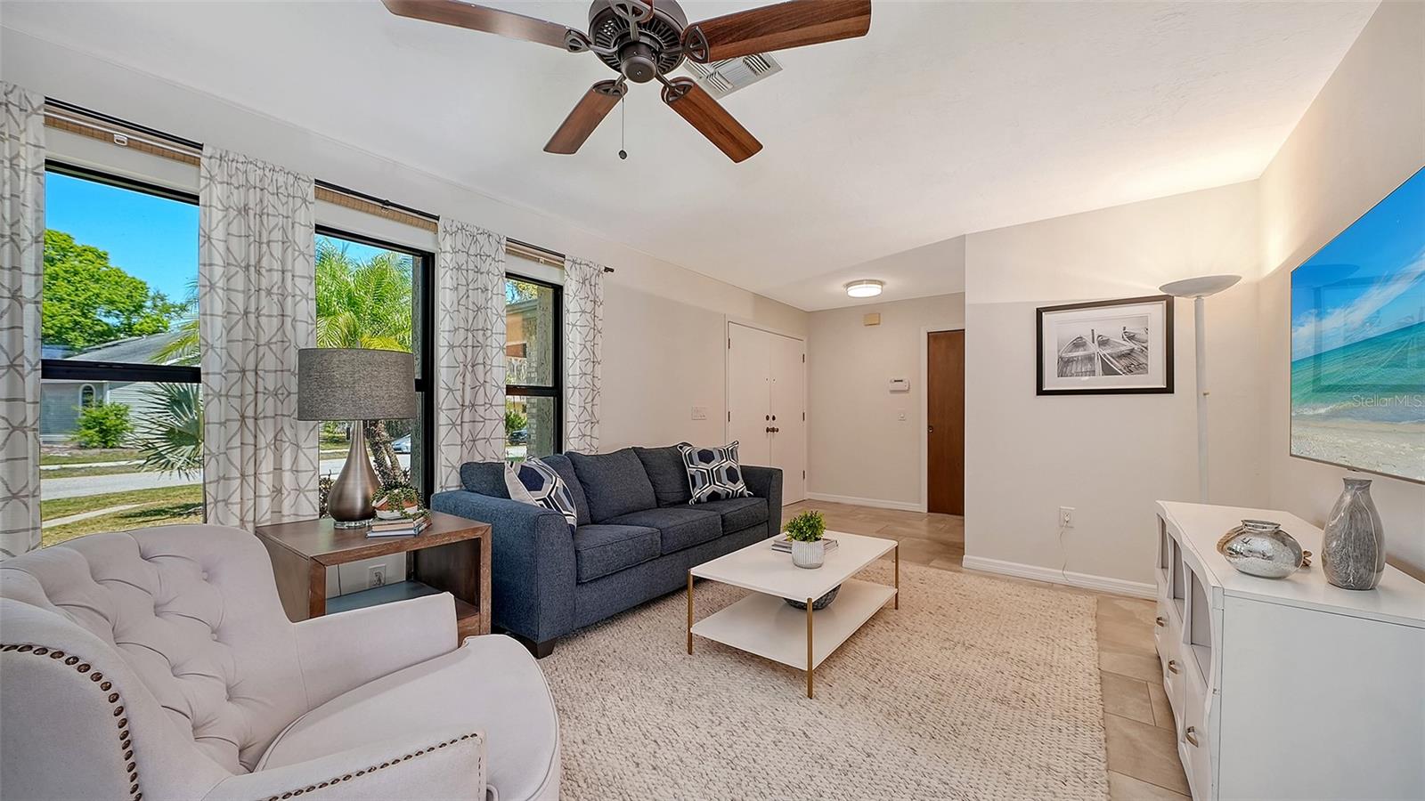 COLONIAL OAKS - Residential