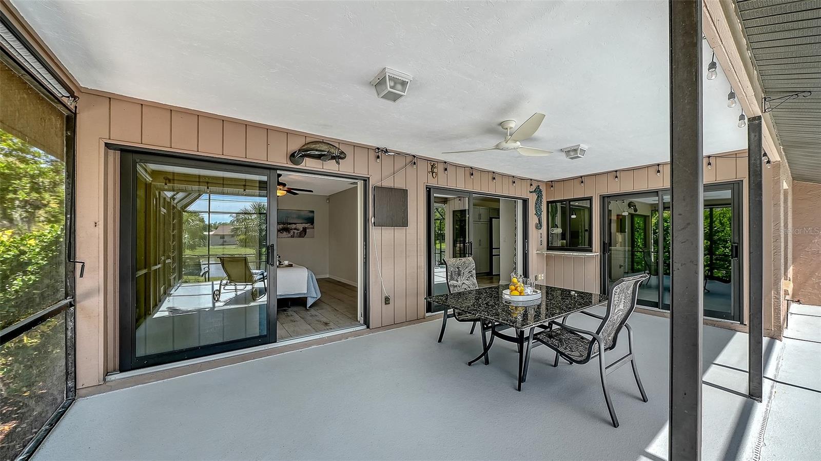 COLONIAL OAKS - Residential