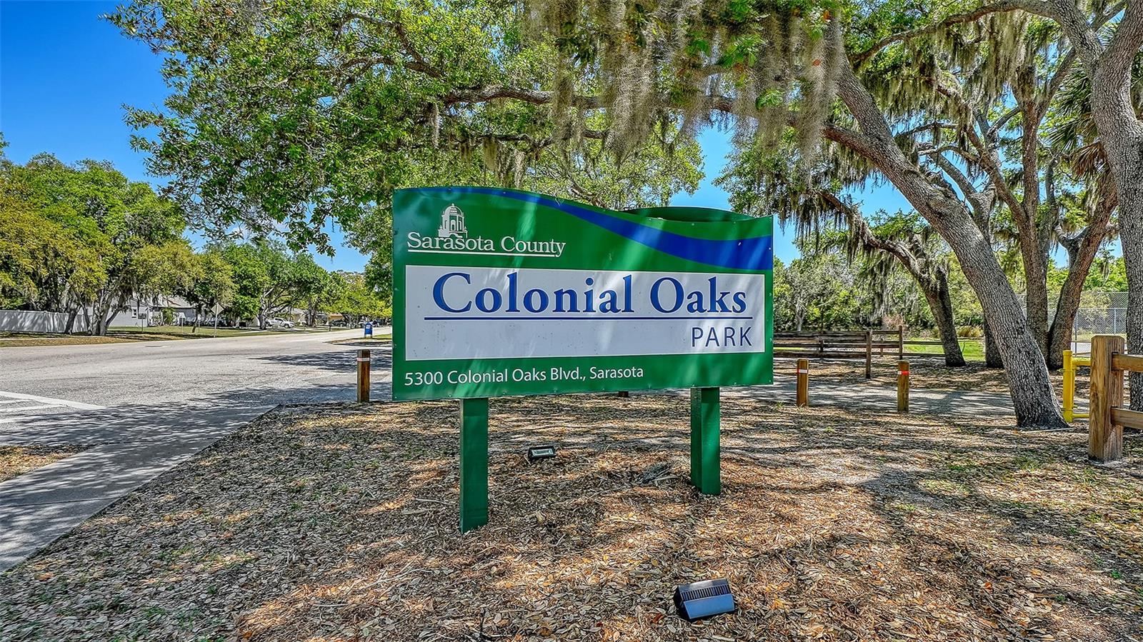 COLONIAL OAKS - Residential
