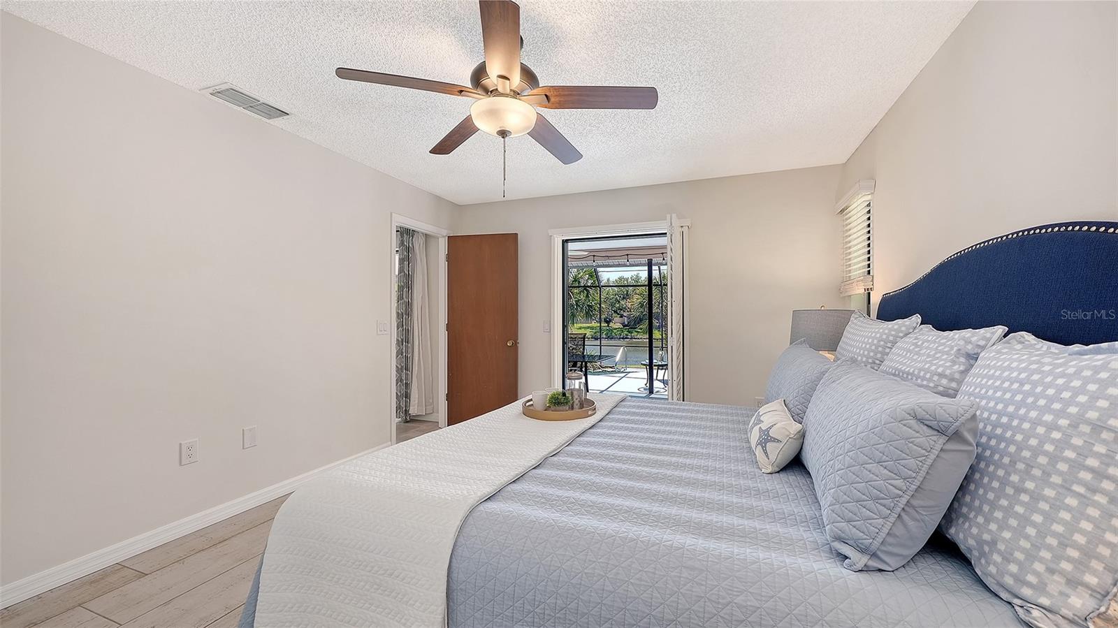 COLONIAL OAKS - Residential