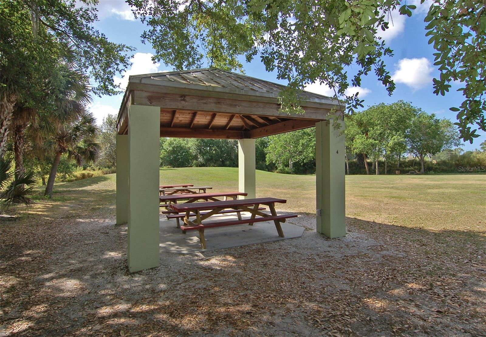 COLONIAL OAKS - Residential