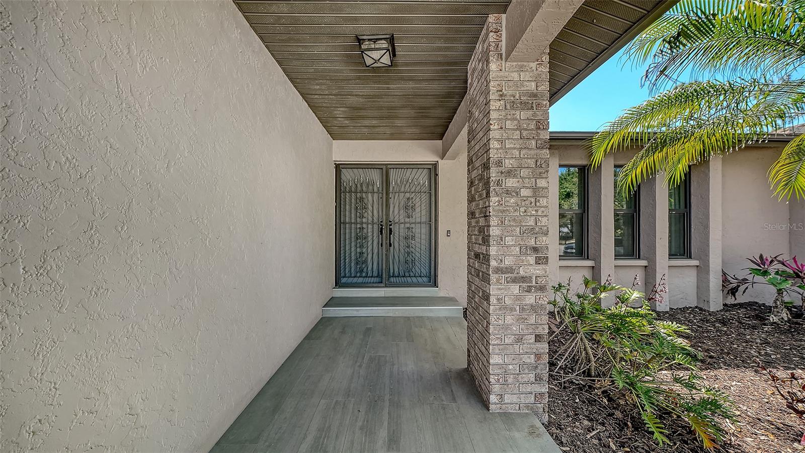 COLONIAL OAKS - Residential