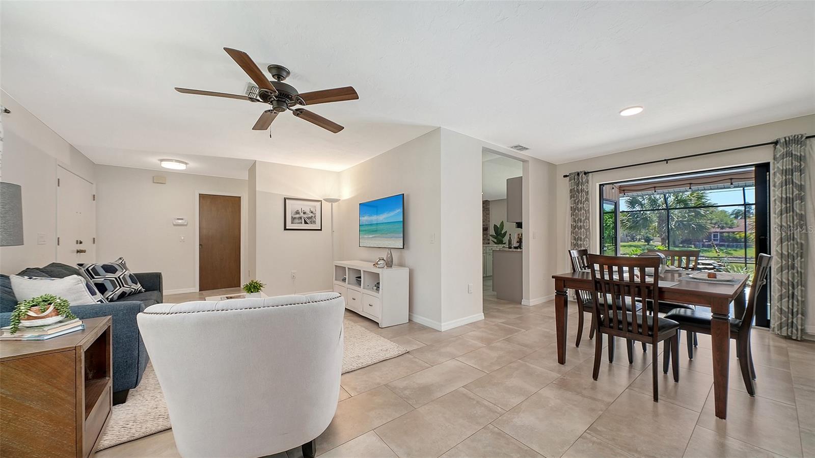 COLONIAL OAKS - Residential