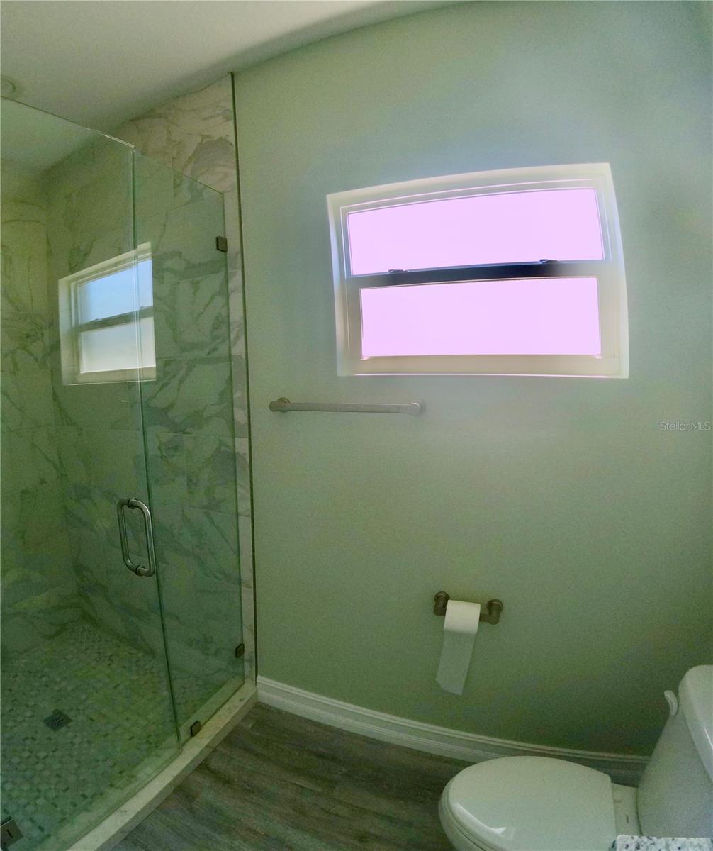 SULPHUR HILL - Residential