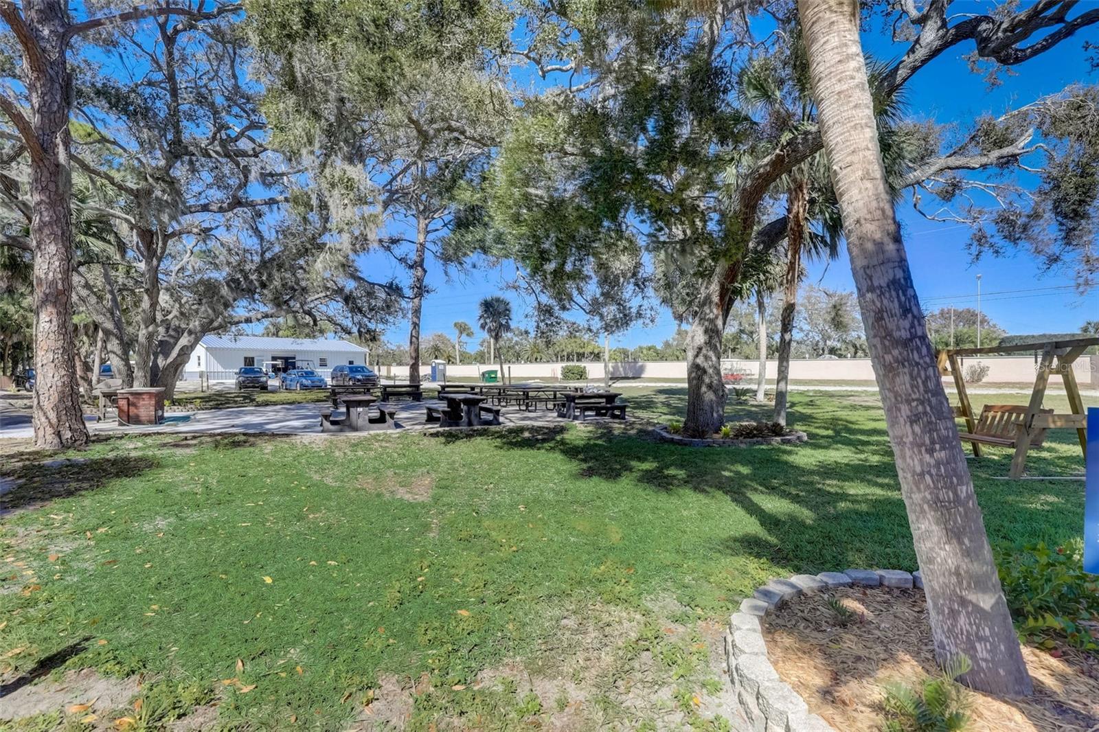 ALAMEDA ISLES - Land