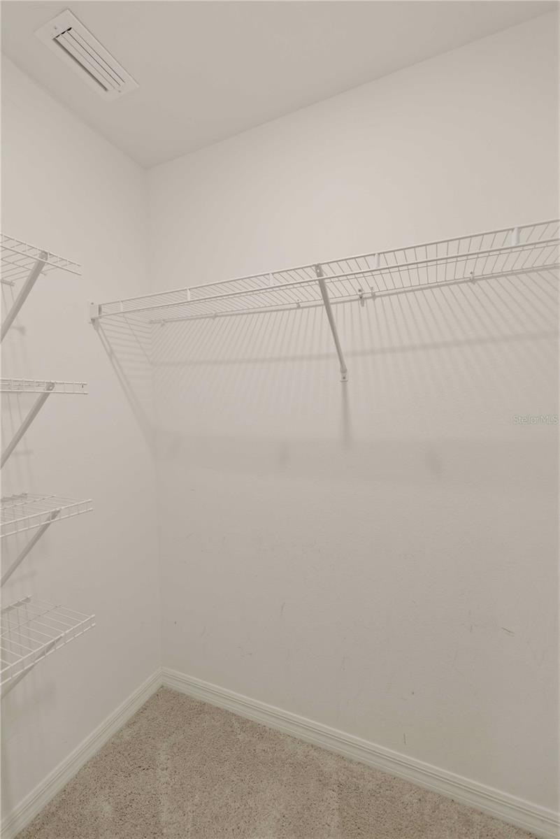 SILVER SPRINGS SHORES - Residential