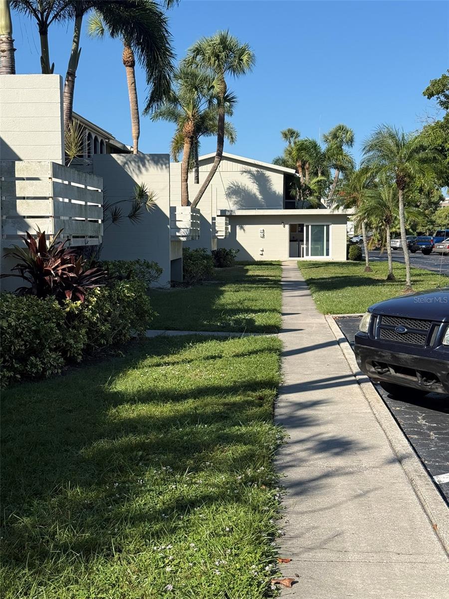 GARDEN APTS - Residential