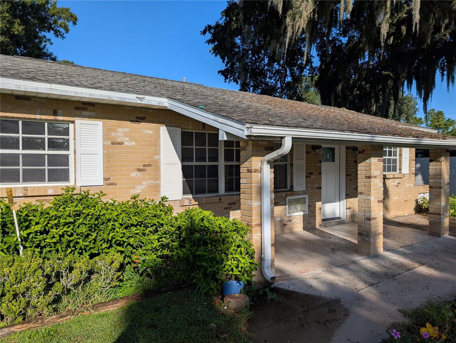 2835 DIXIE ROAD