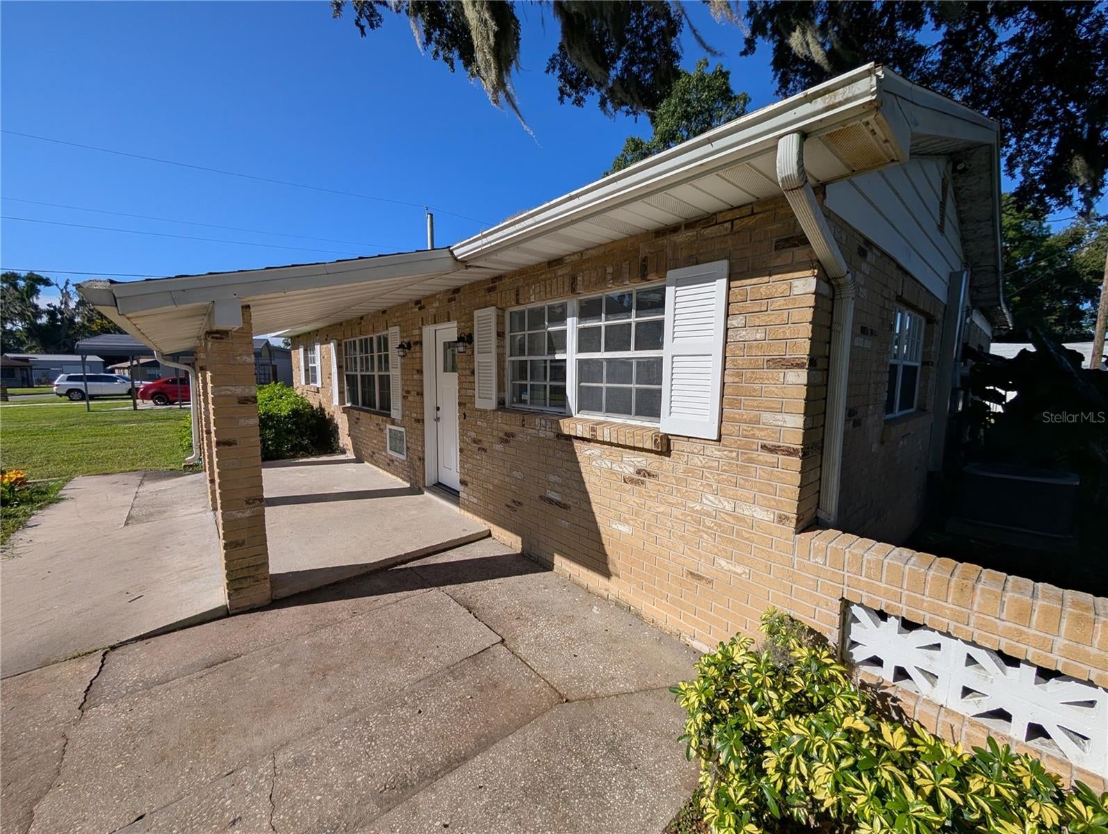 2835 DIXIE ROAD