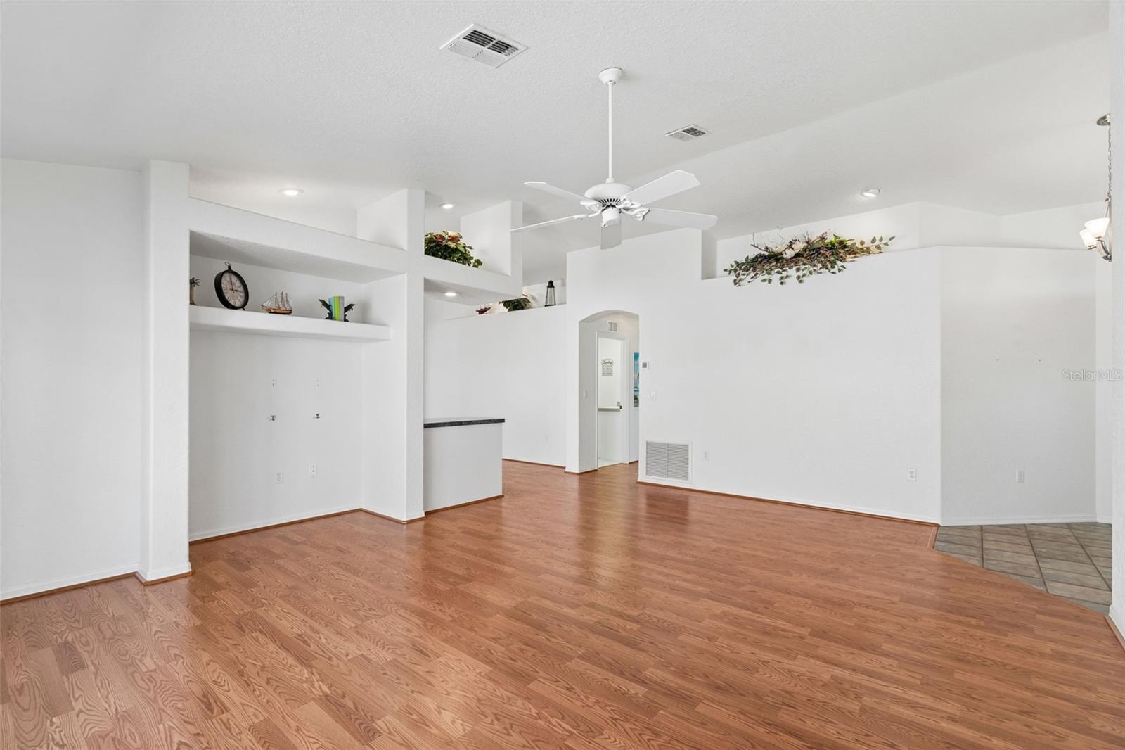 PALMS AT SEVEN HILLS - Residential