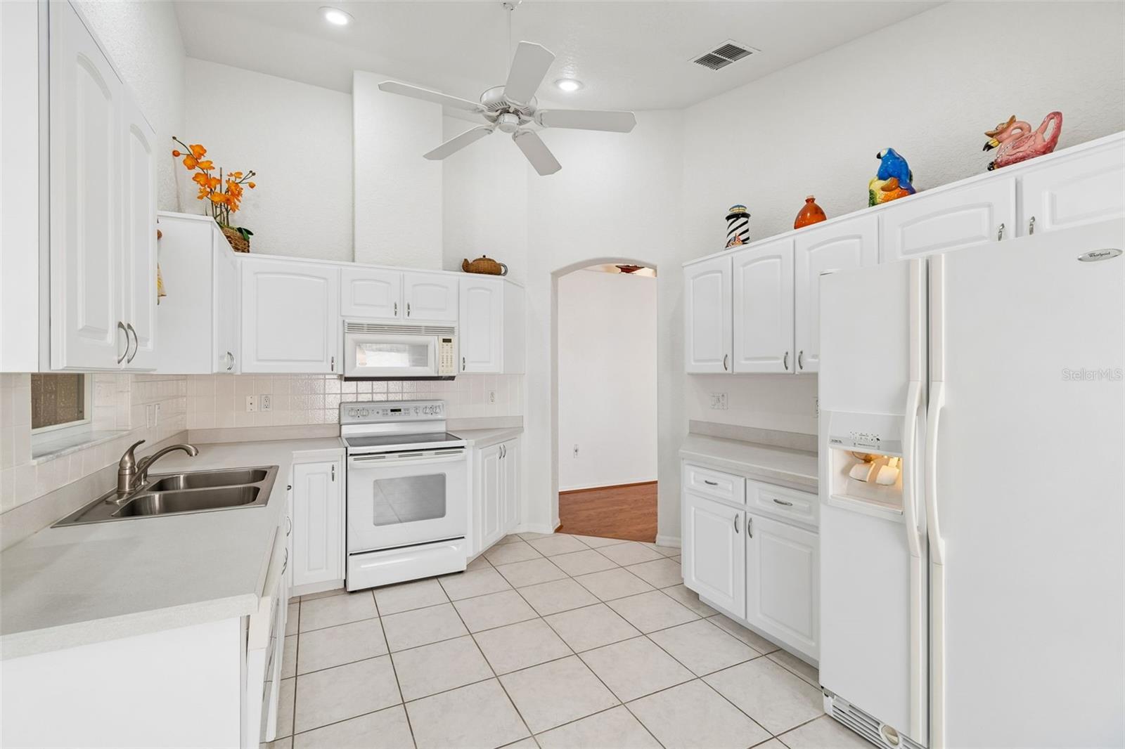 PALMS AT SEVEN HILLS - Residential