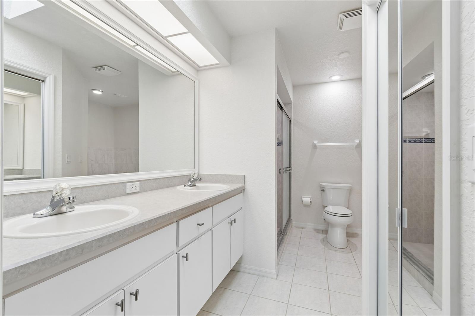 PALMS AT SEVEN HILLS - Residential