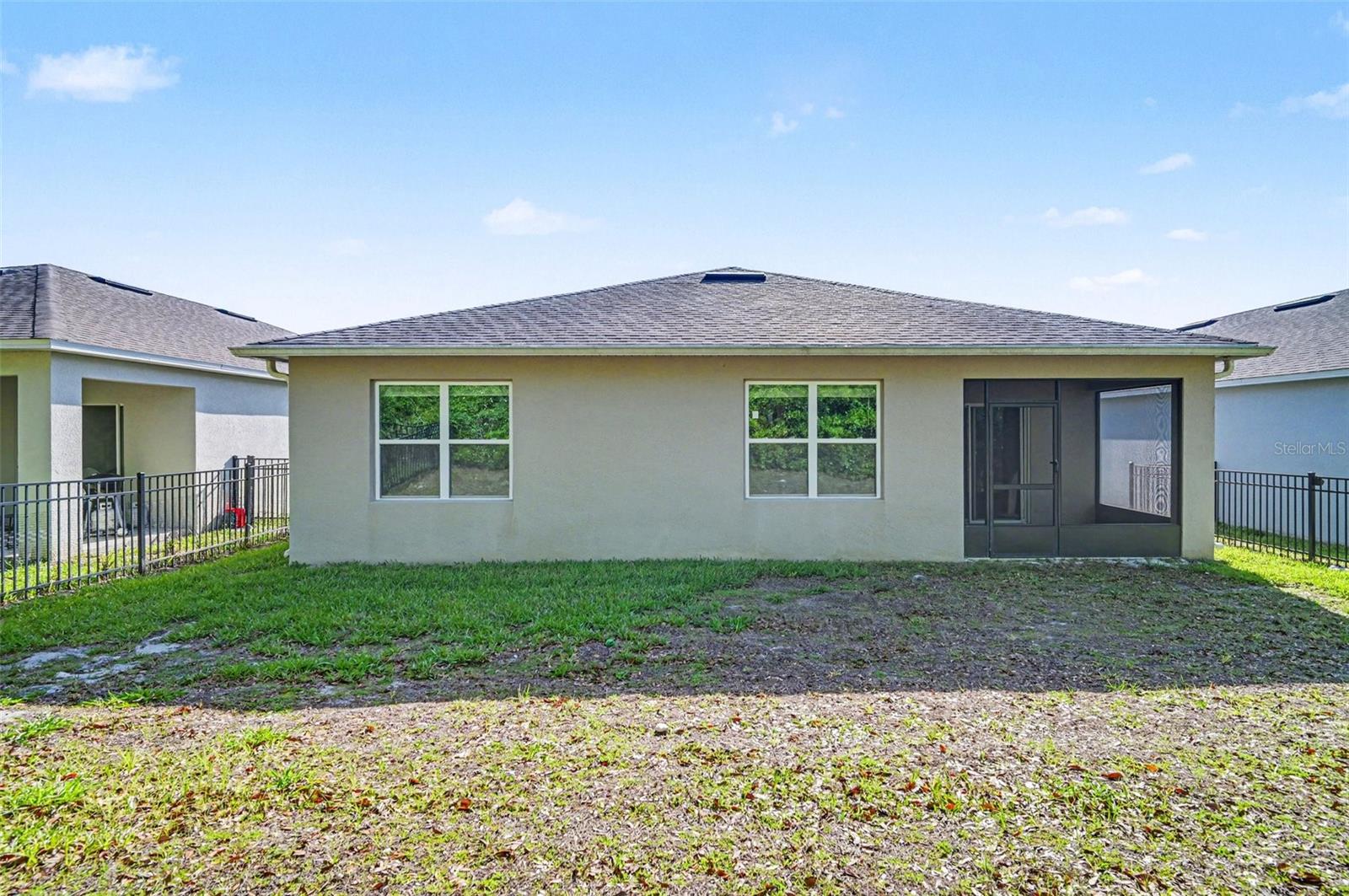 VICTORIA OAKS PH A - Residential