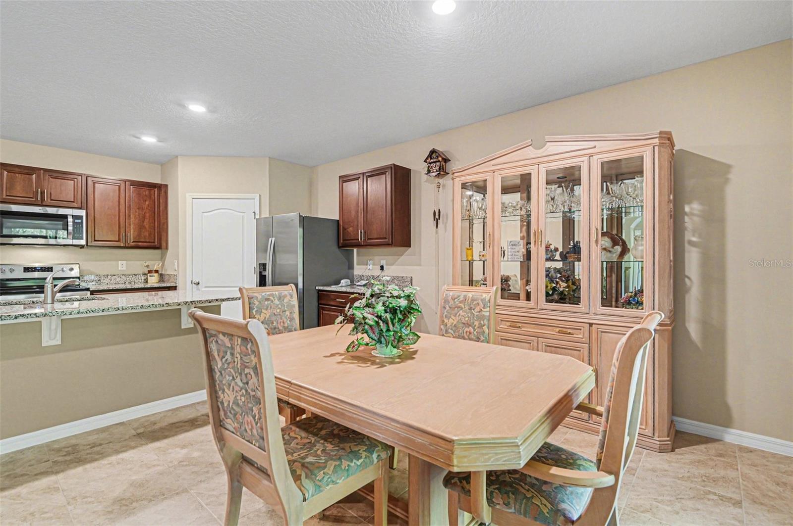 VICTORIA OAKS PH A - Residential