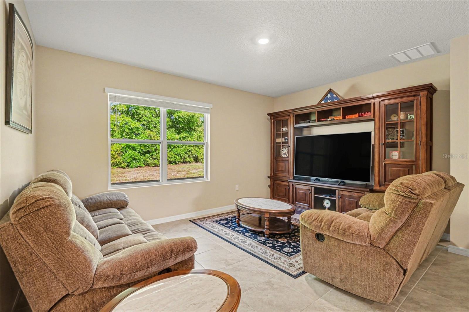 VICTORIA OAKS PH A - Residential