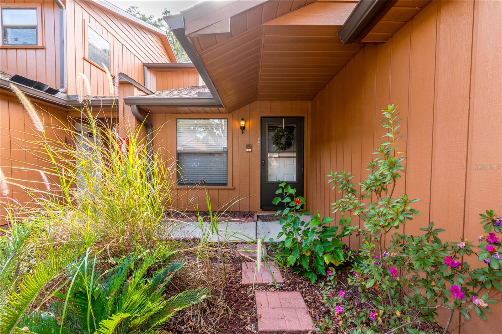 2701 NE 10TH STREET 101