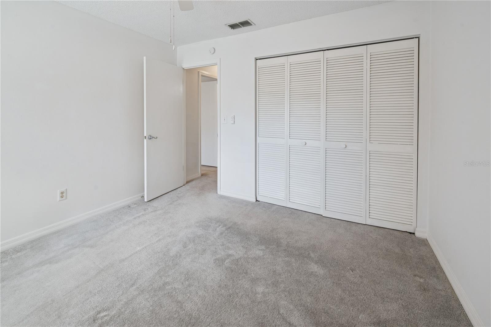 OAKBROOK VILLAGE - Residential