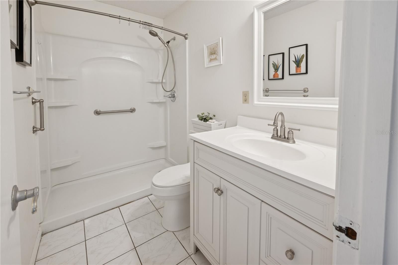 OAKBROOK VILLAGE - Residential