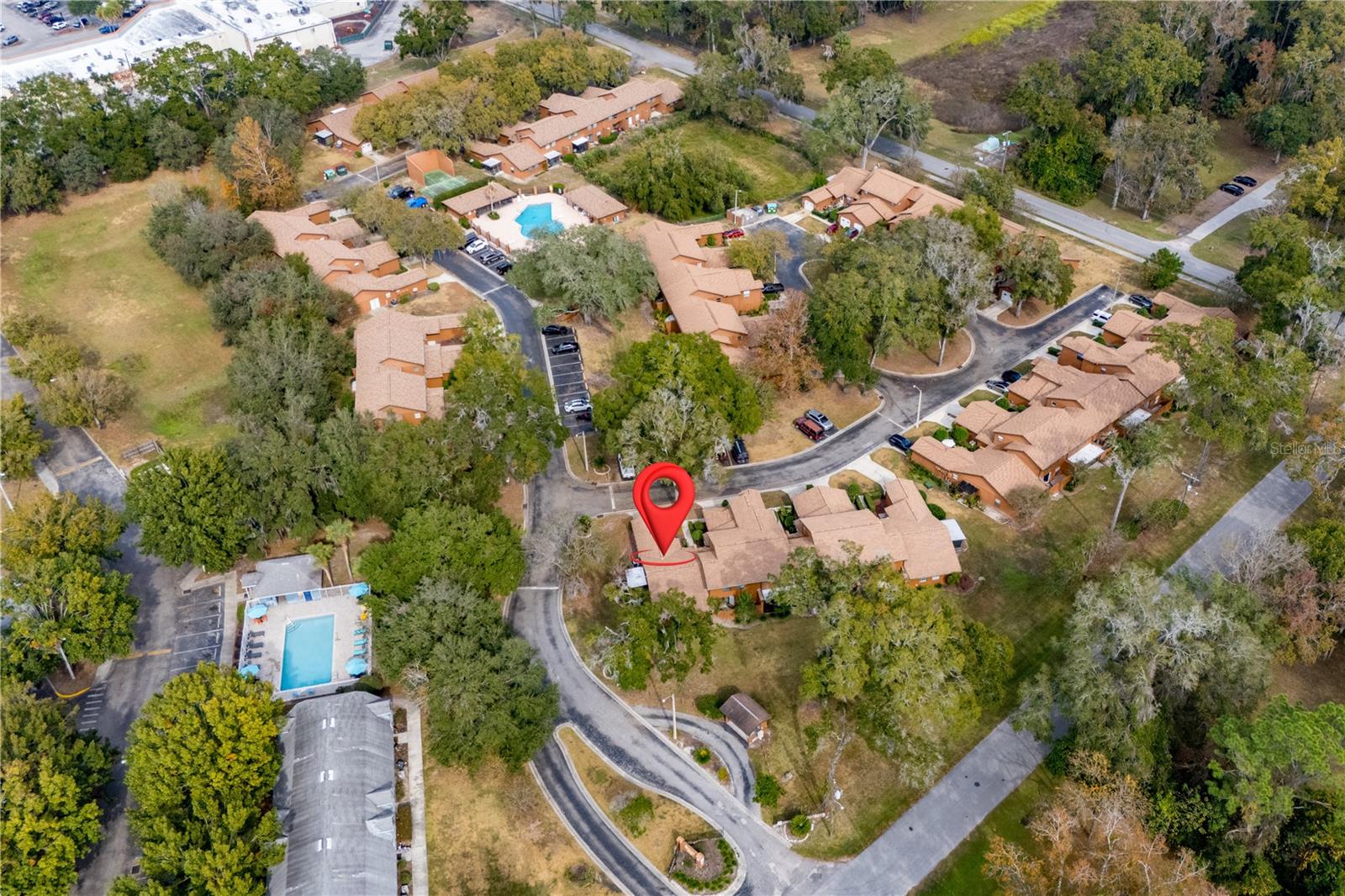 OAKBROOK VILLAGE - Residential