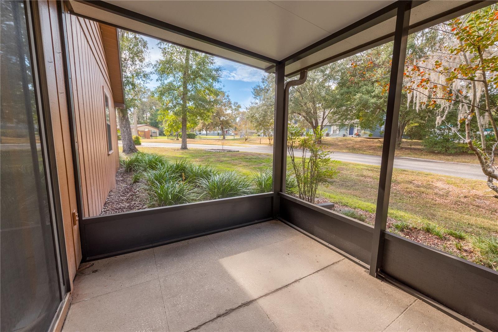 OAKBROOK VILLAGE - Residential