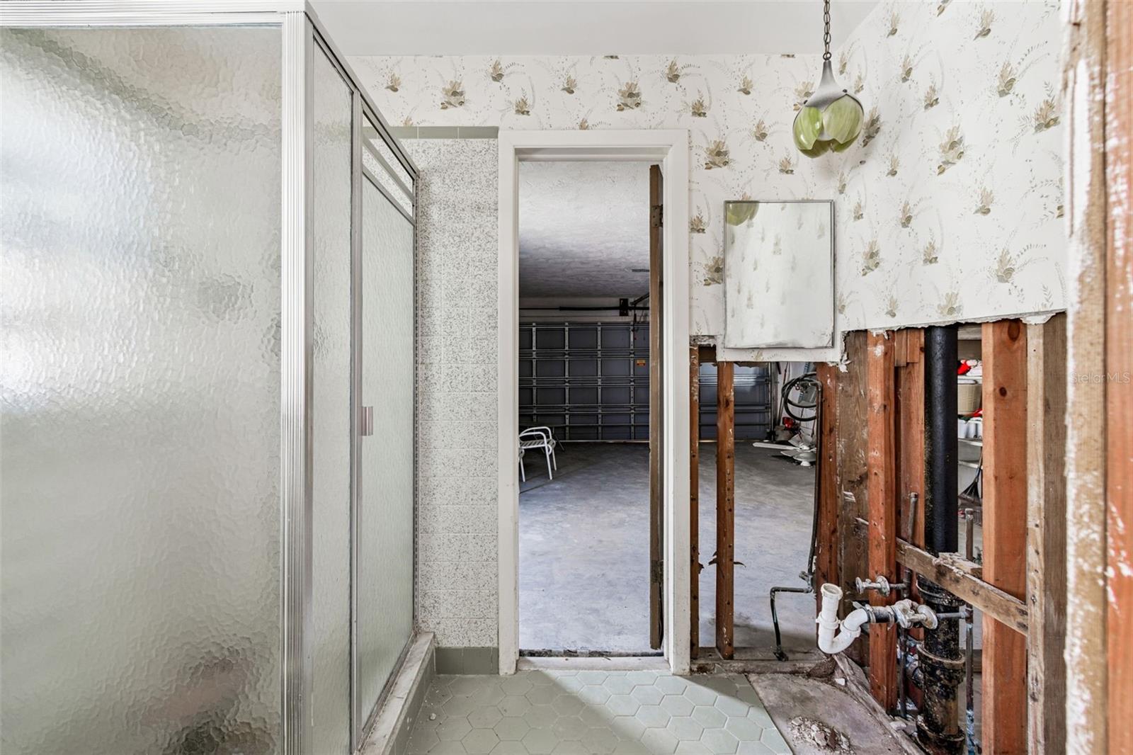 THREE PALMS POINT - Residential