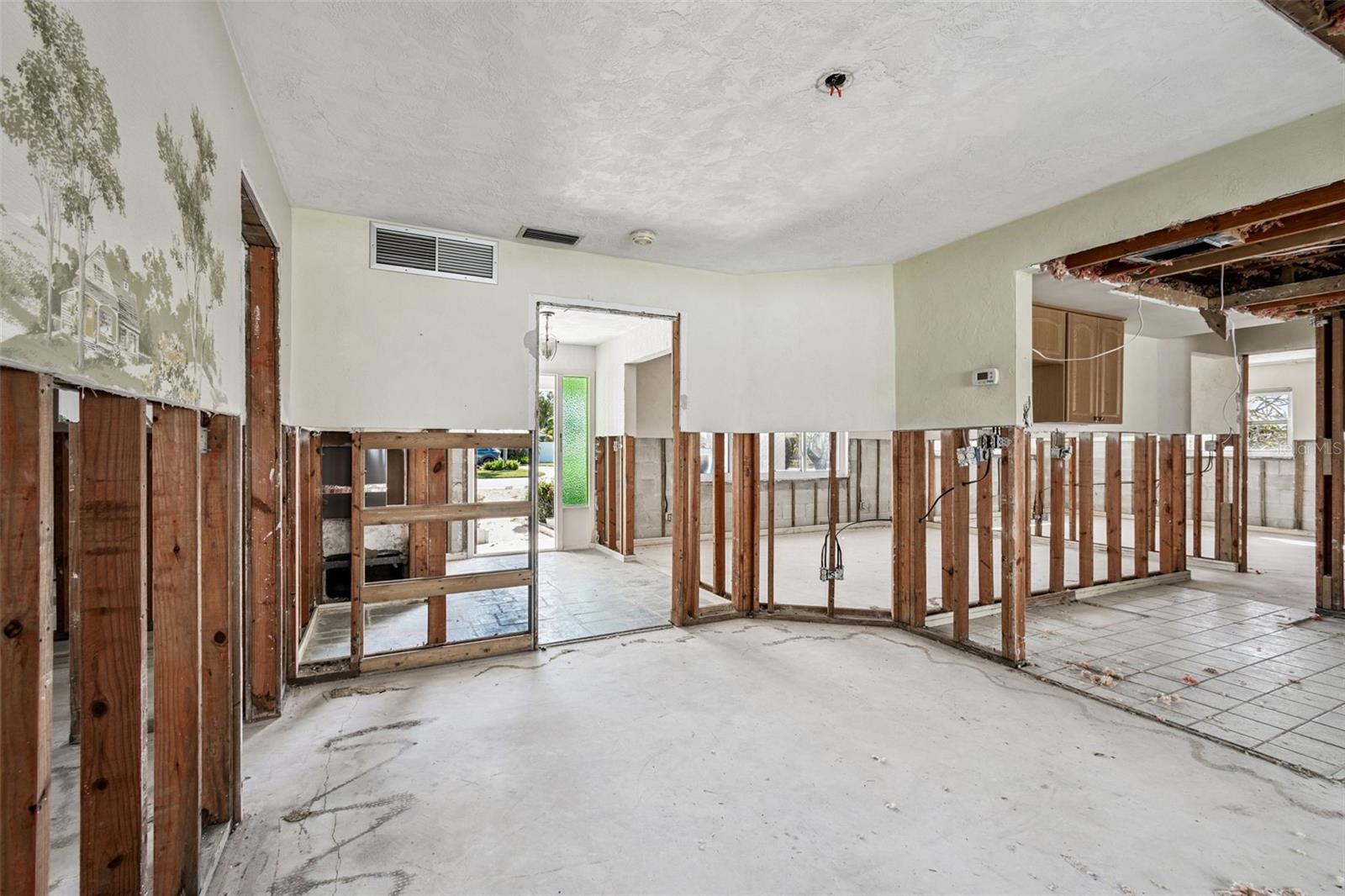 THREE PALMS POINT - Residential