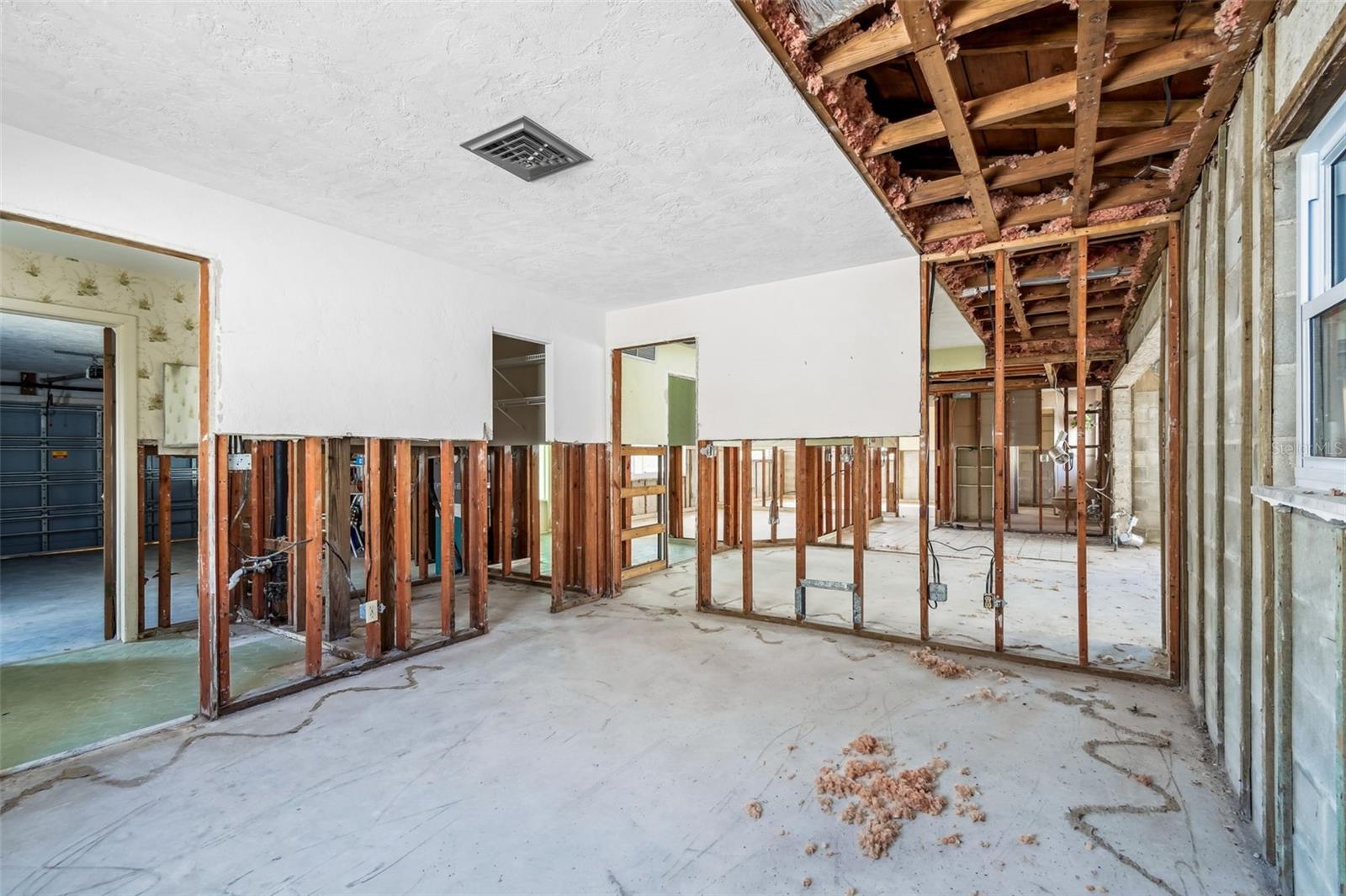 THREE PALMS POINT - Residential