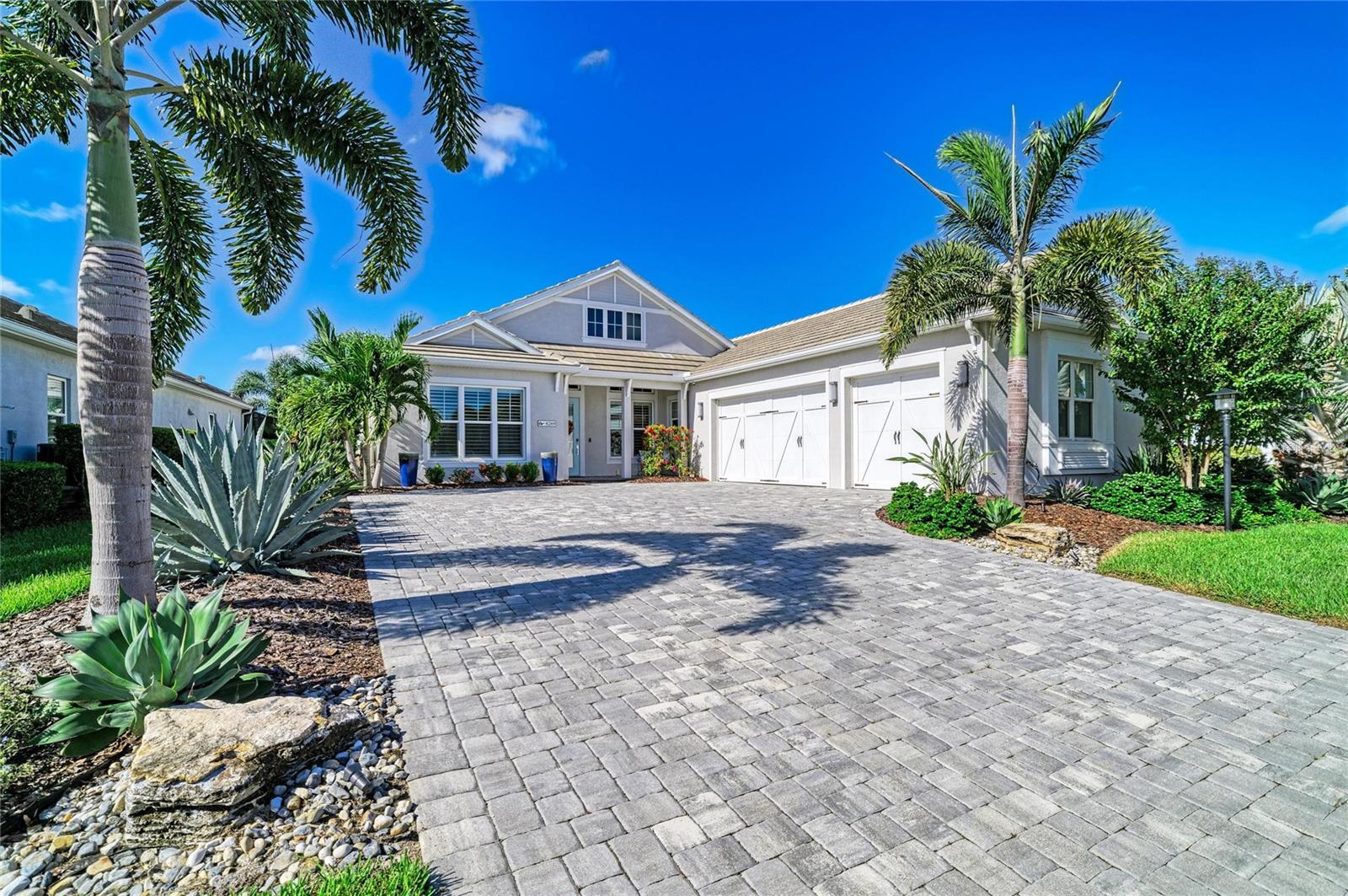 8269 GRANDE SHORES DRIVE