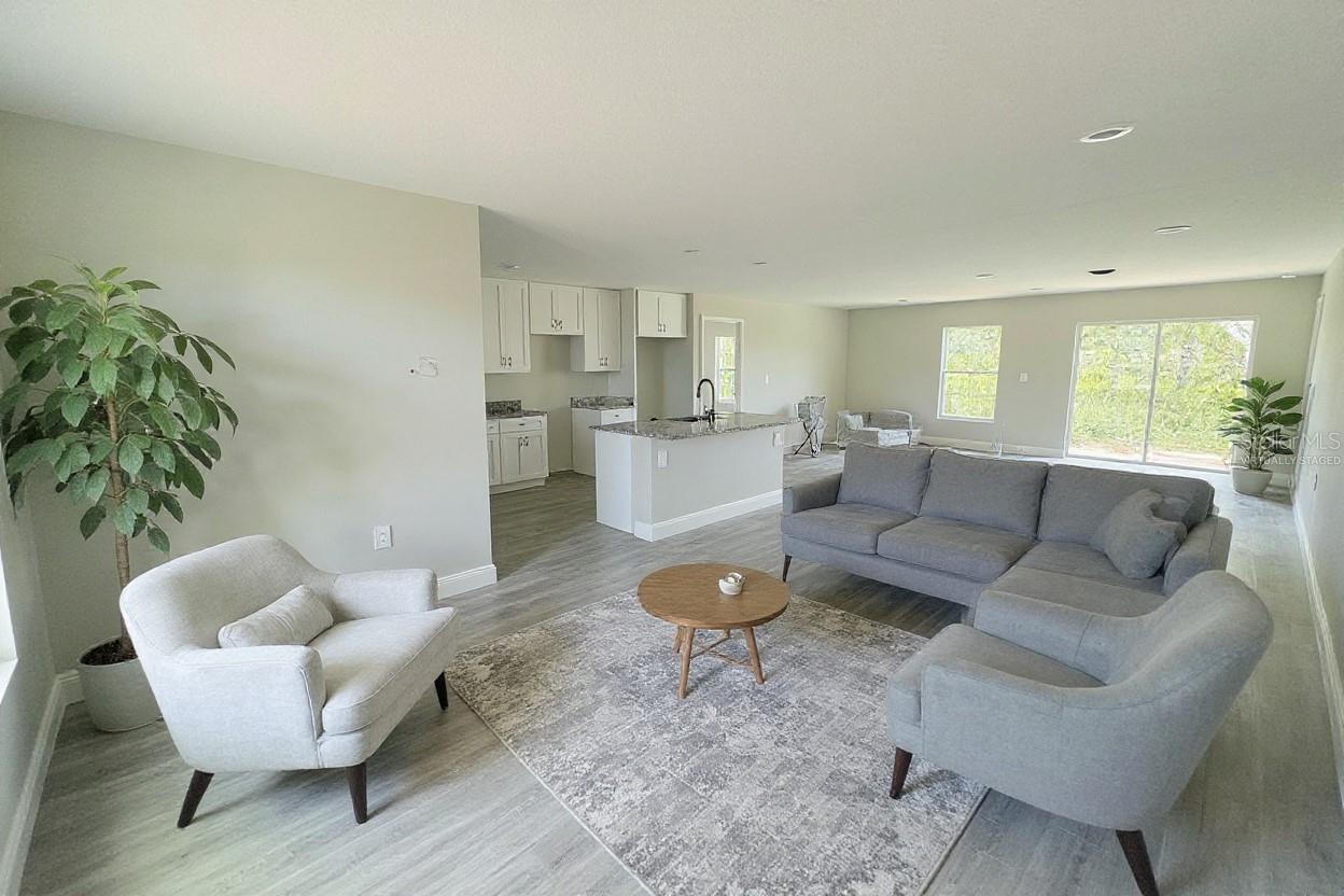 SUN N LAKE - Residential