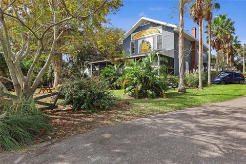 A home in CRESCENT CITY