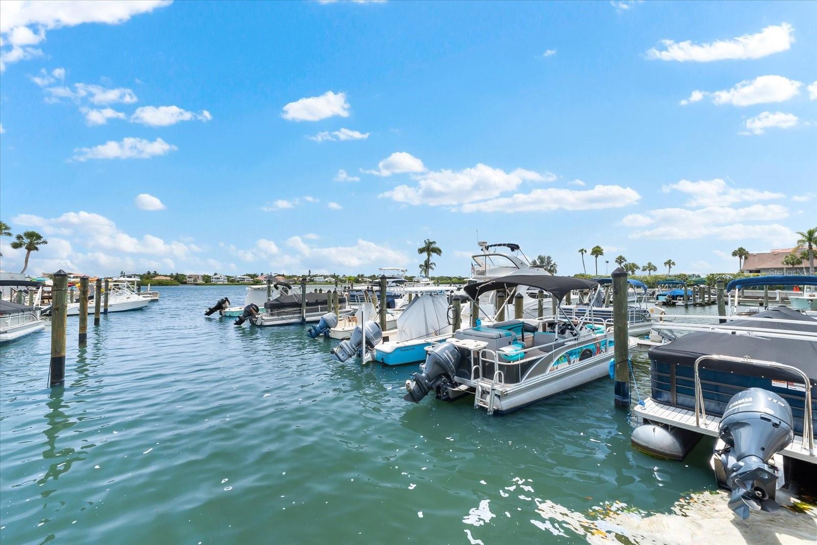 HARBOR TOWERS Y & R - Residential