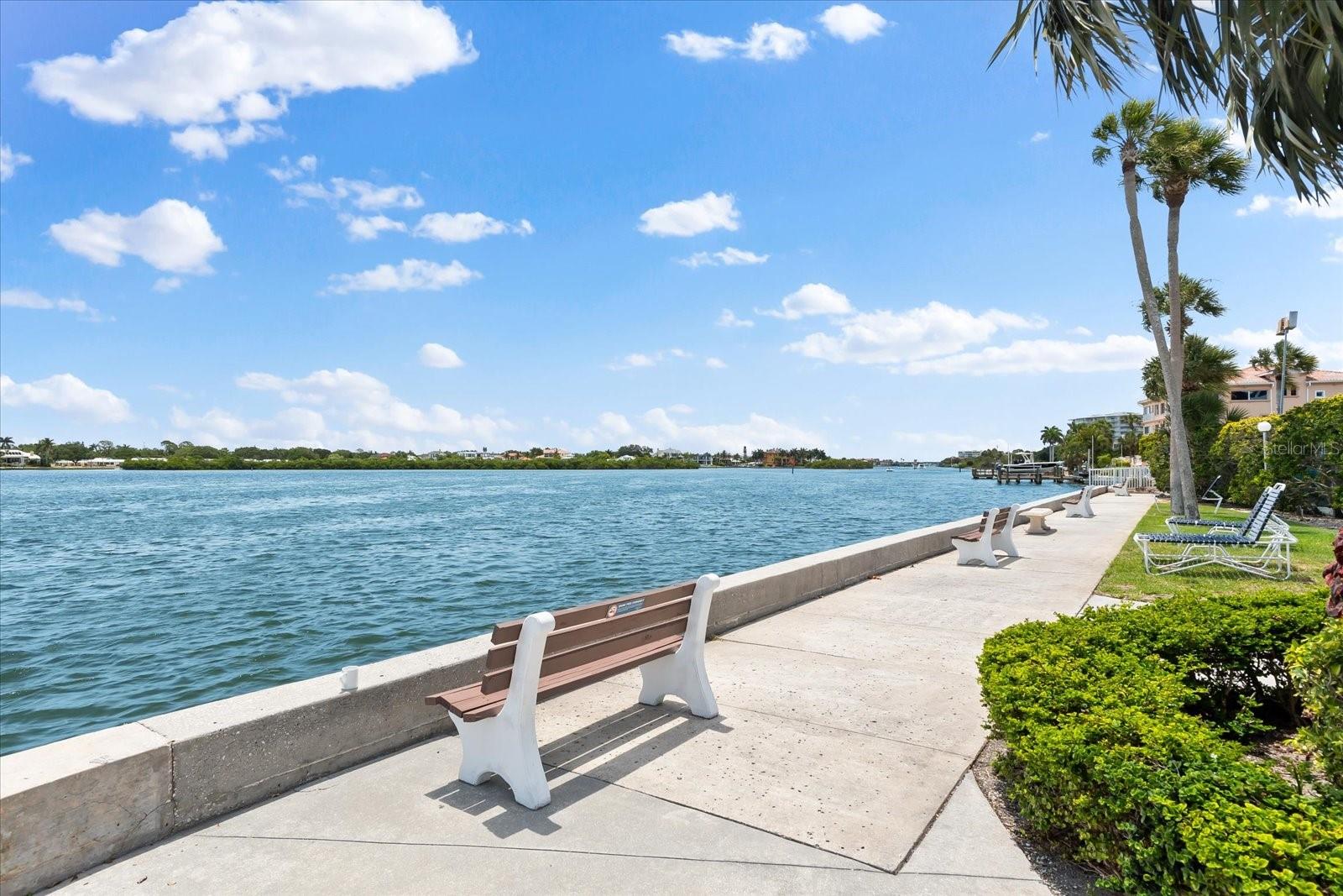 HARBOR TOWERS Y & R - Residential