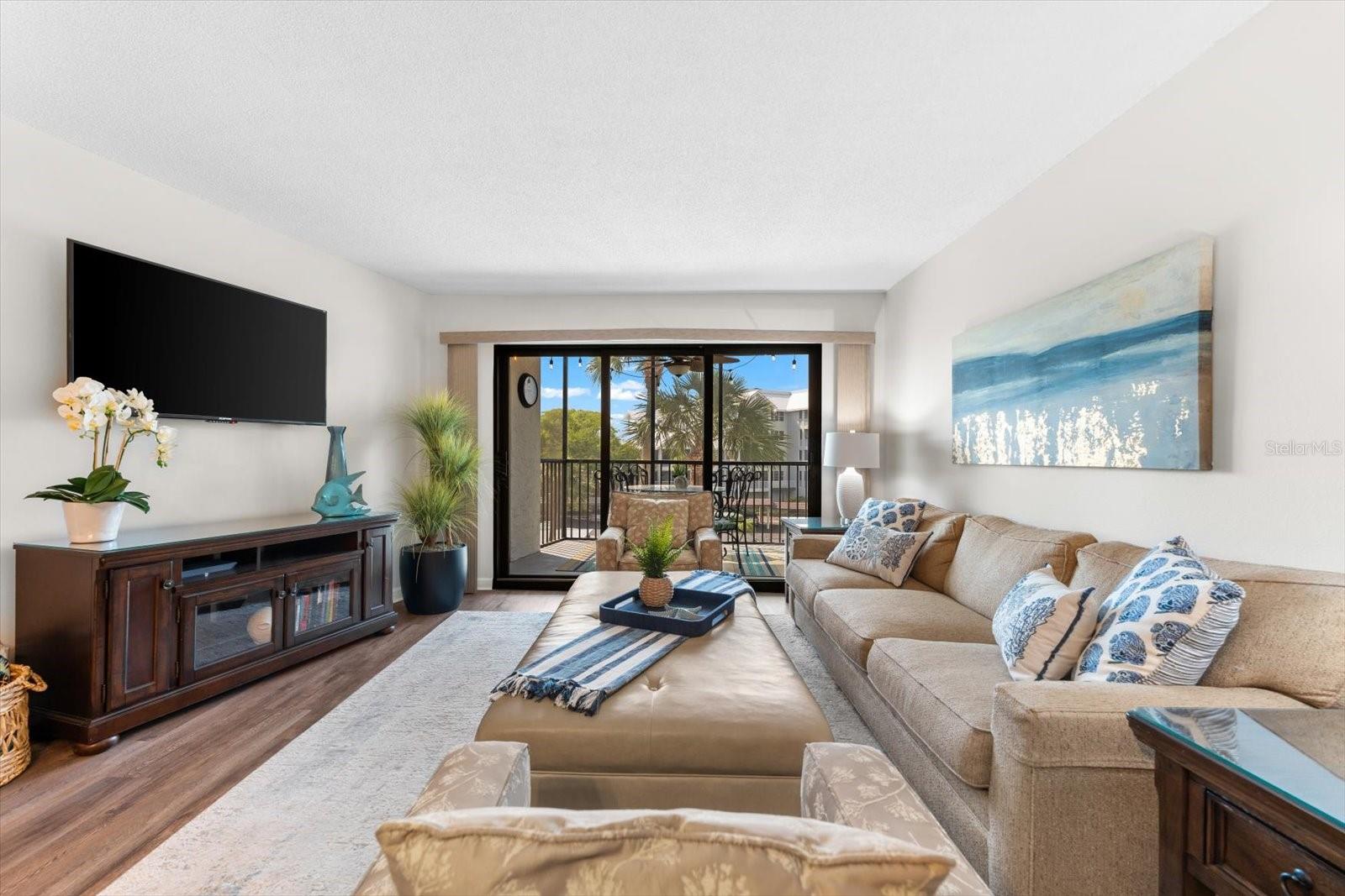 HARBOR TOWERS Y & R - Residential