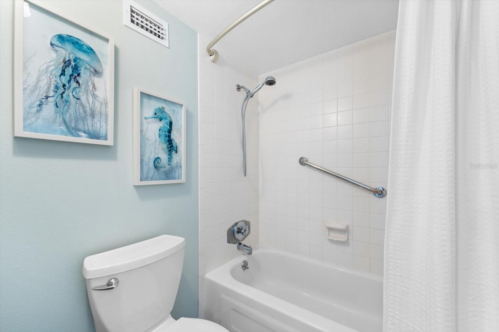 HARBOR TOWERS Y & R - Residential