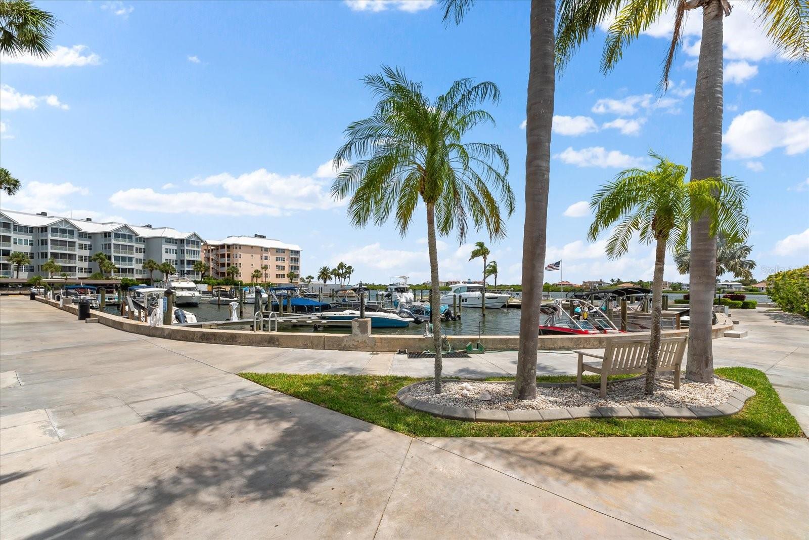 HARBOR TOWERS Y & R - Residential
