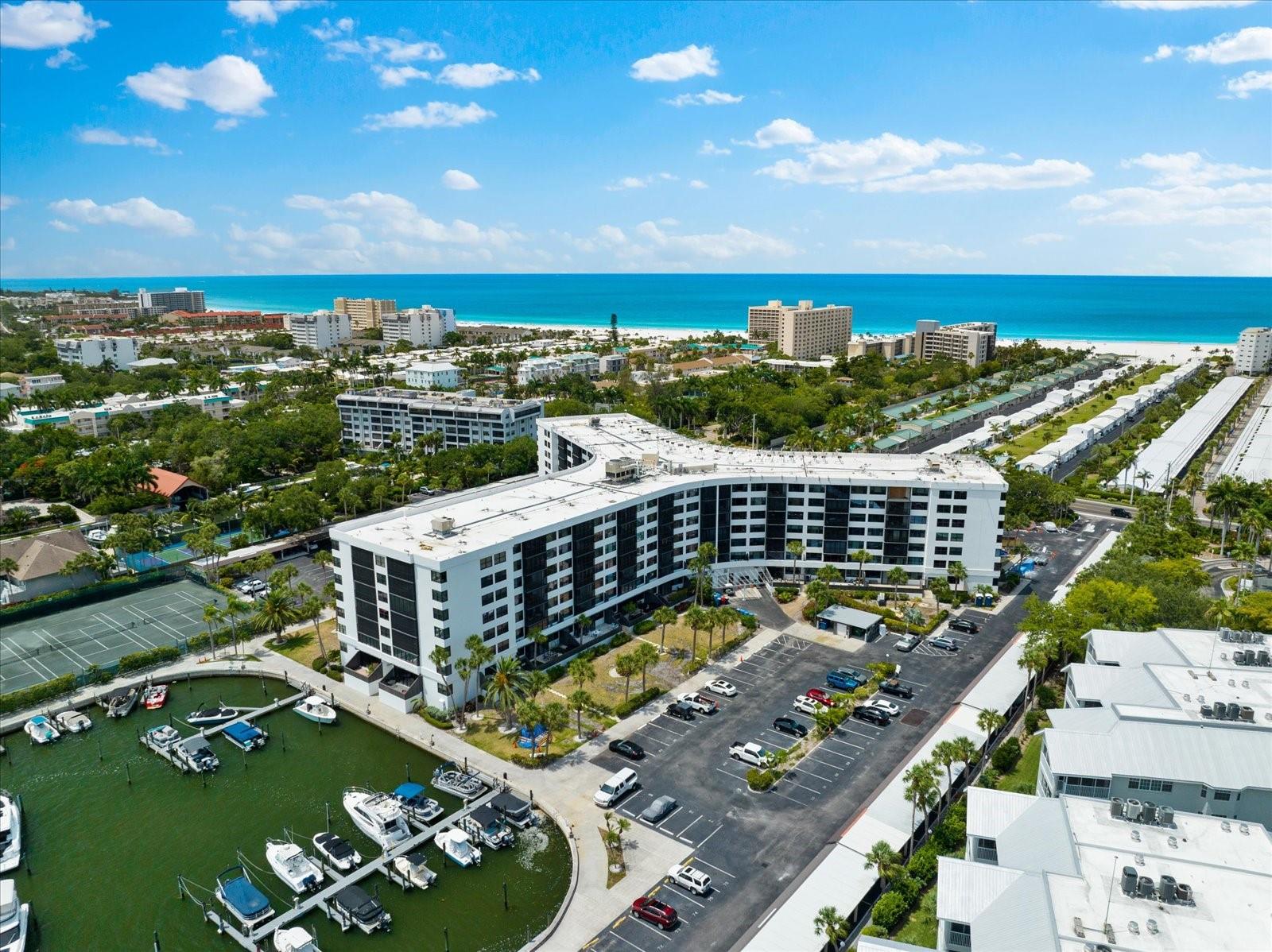 HARBOR TOWERS Y & R - Residential