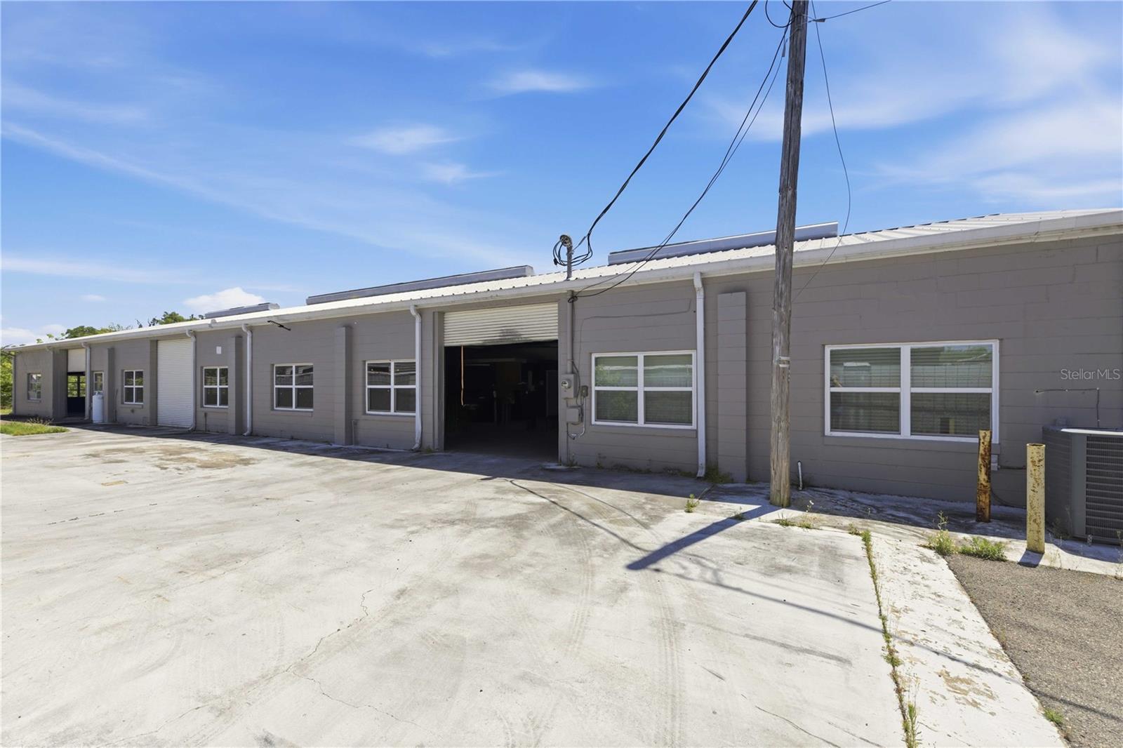943 NW 17TH AVENUE