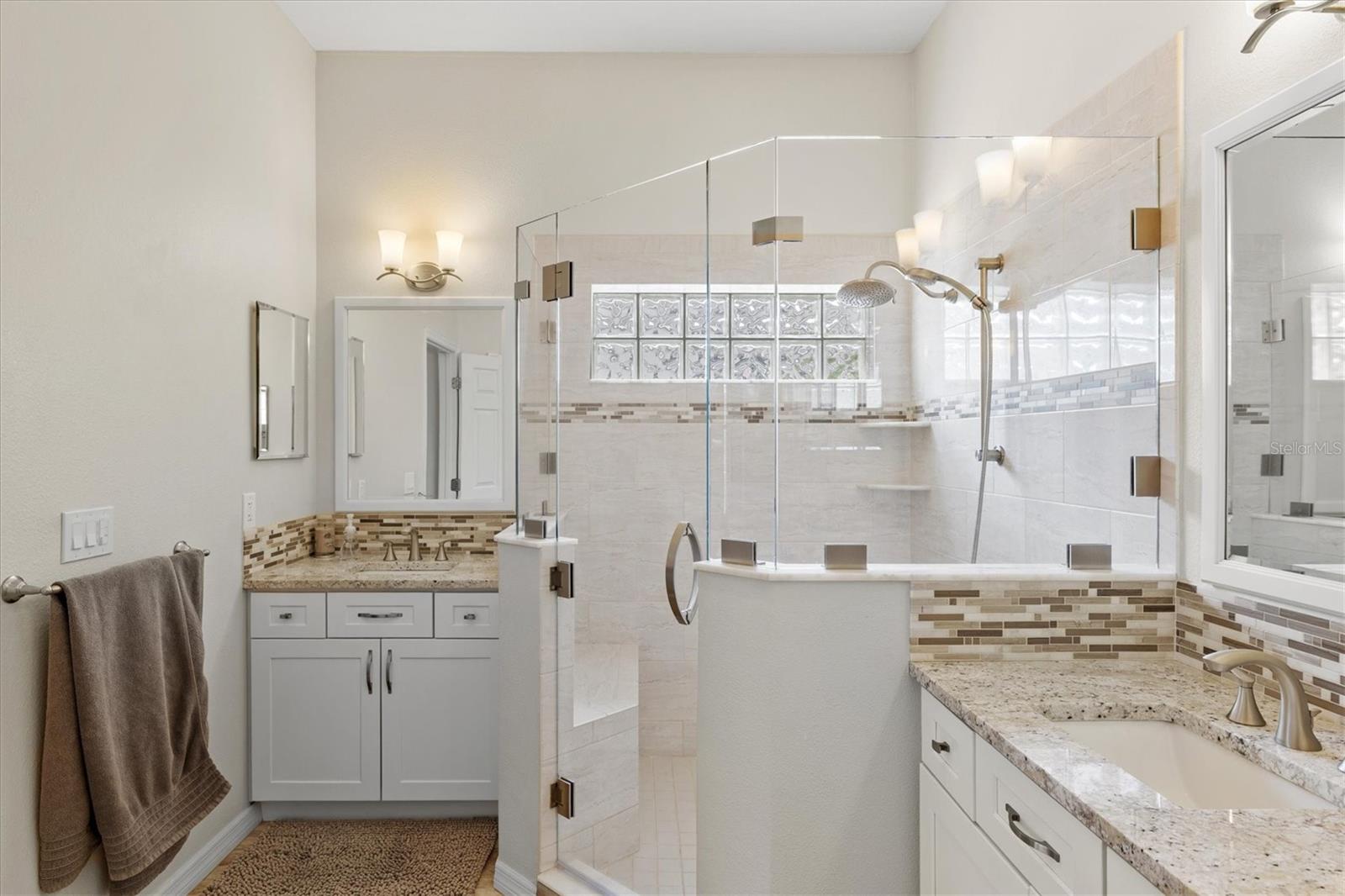 RIVER POINTE/RIVERDALE REV - Residential