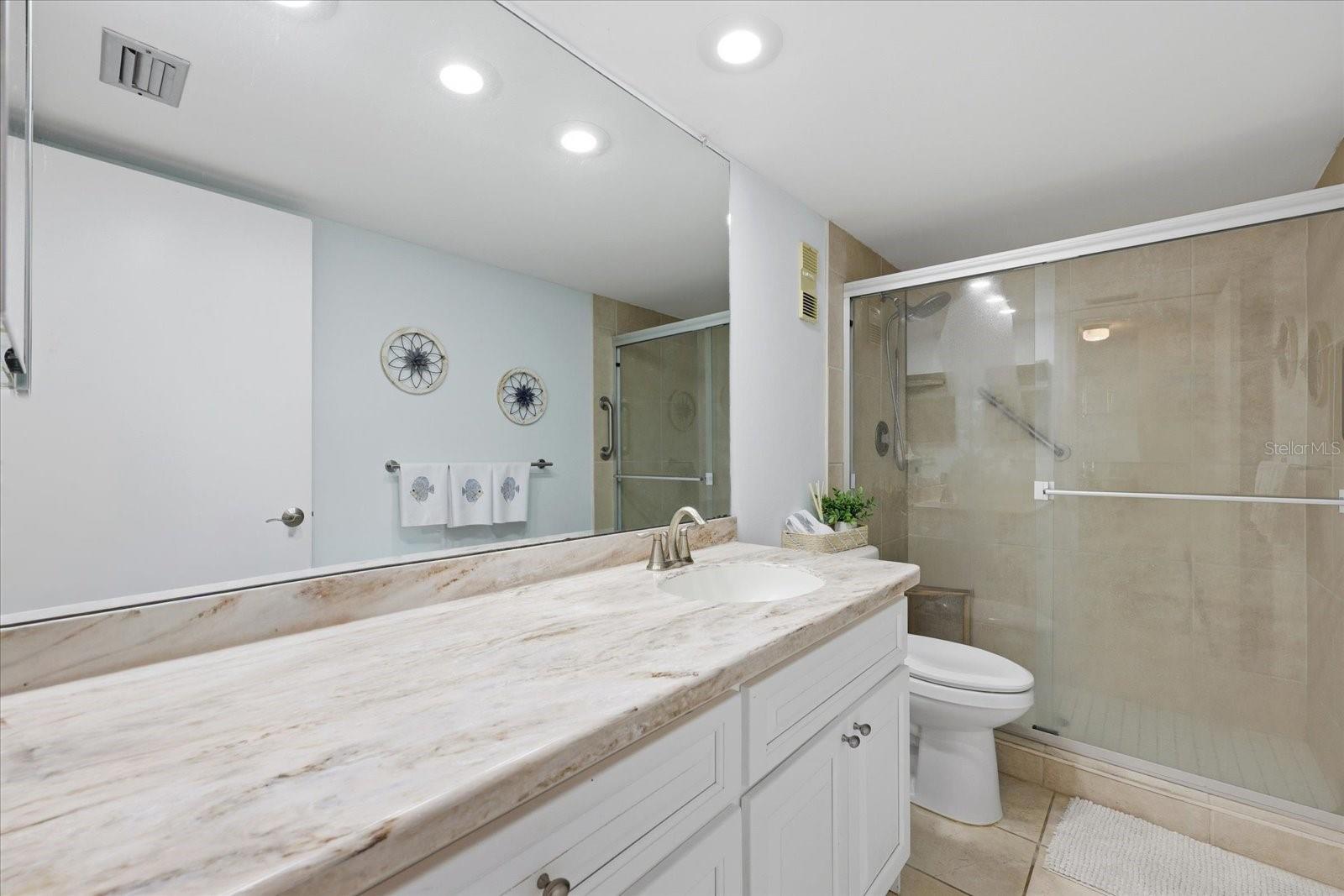 HARBOUR THE CONDO - Residential