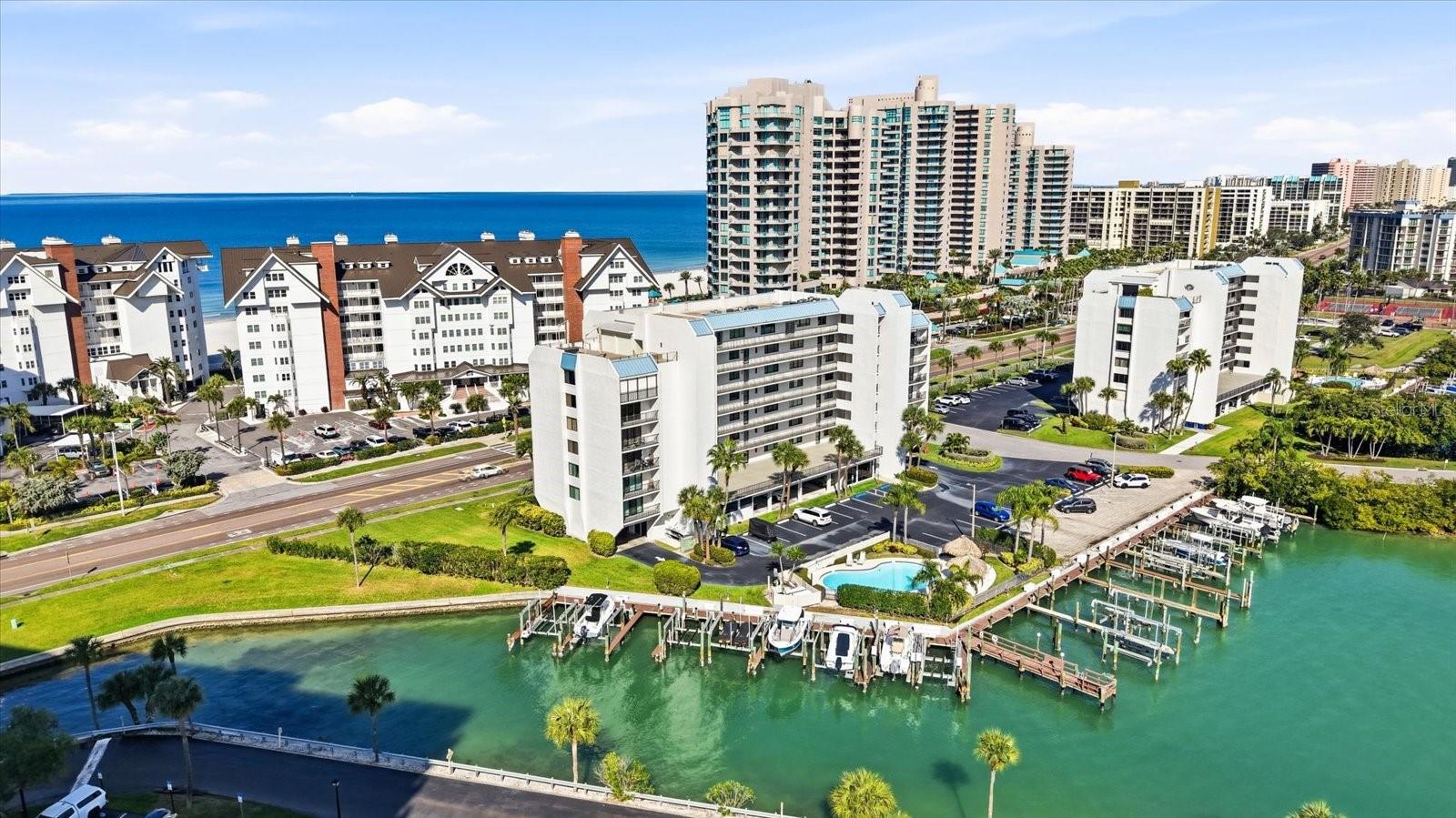 HARBOUR THE CONDO - Residential