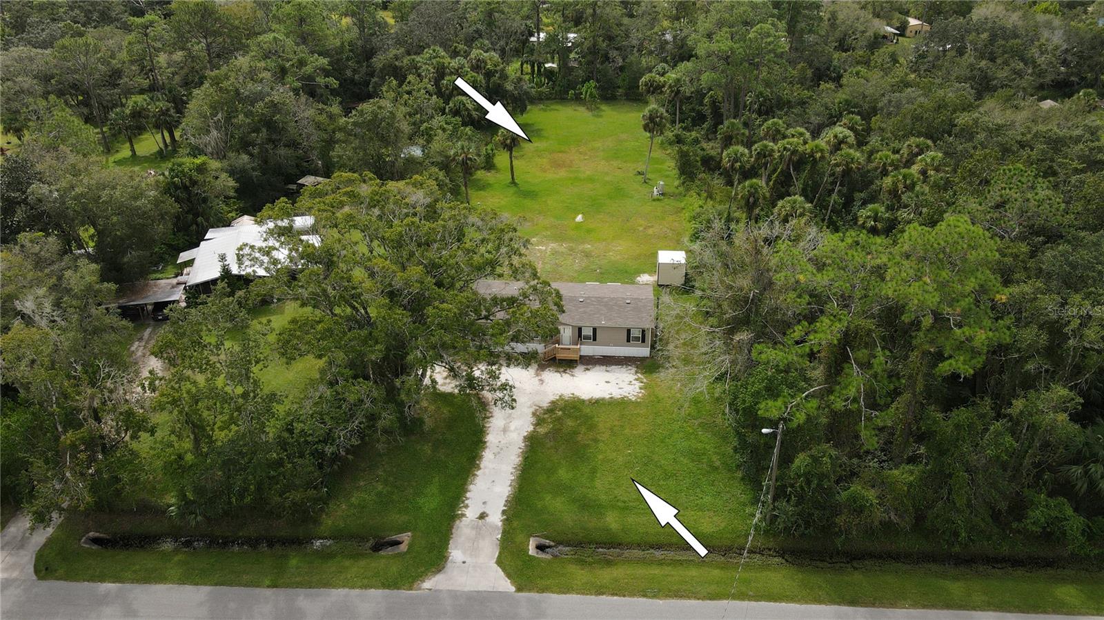 CHRISTMAS PARK 1ST ADD - Land