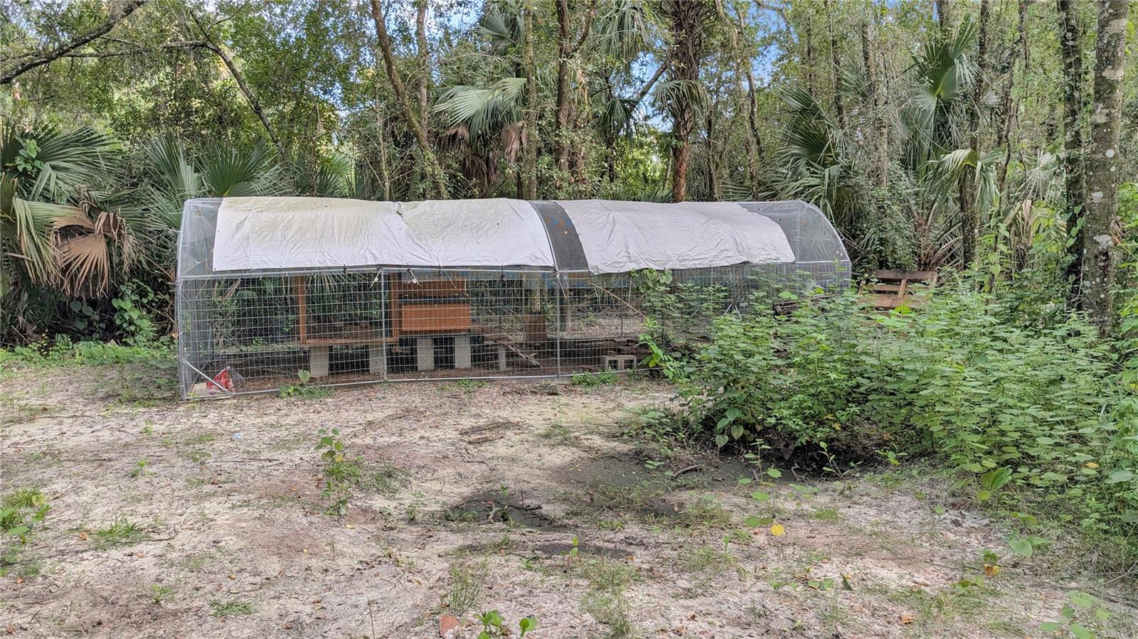 CHRISTMAS PARK 1ST ADD - Land