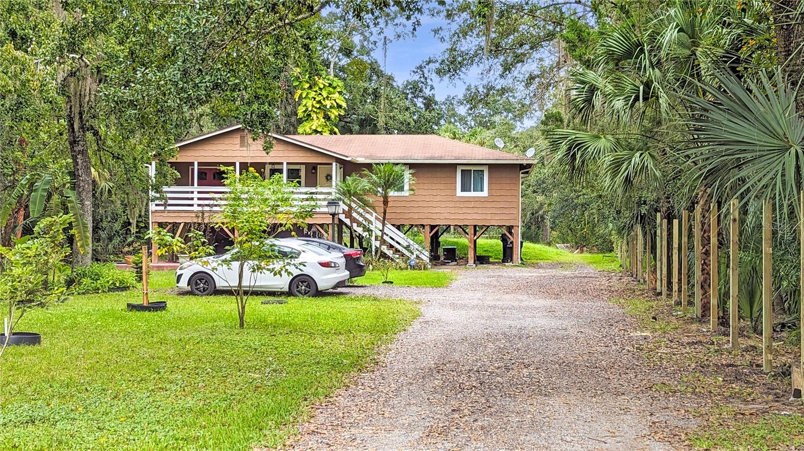 CHRISTMAS PARK 1ST ADD - Land