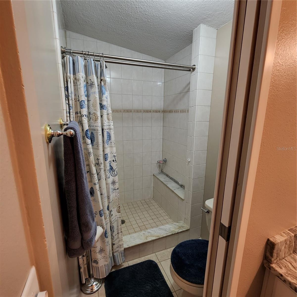 FRST LAKES & HILLS ADD 02 - Residential