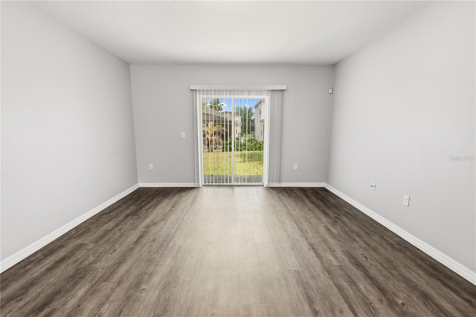 CALABAY AT TOWER LAKE PH 03 - Residential