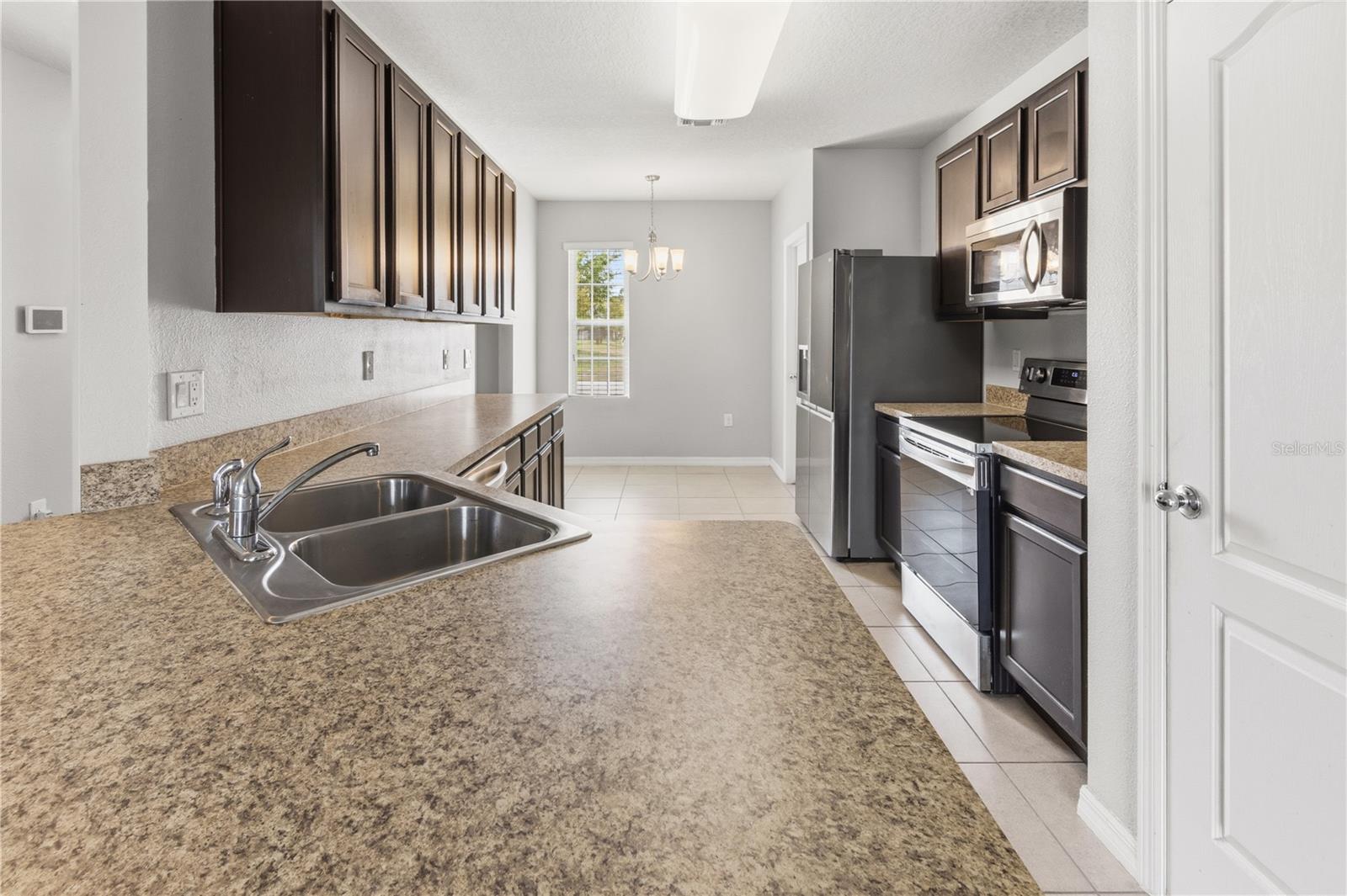 CALABAY AT TOWER LAKE PH 03 - Residential