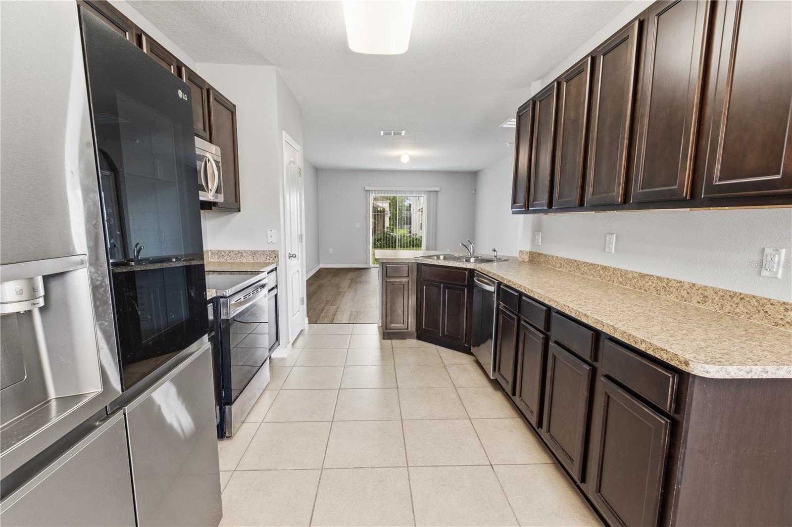 CALABAY AT TOWER LAKE PH 03 - Residential