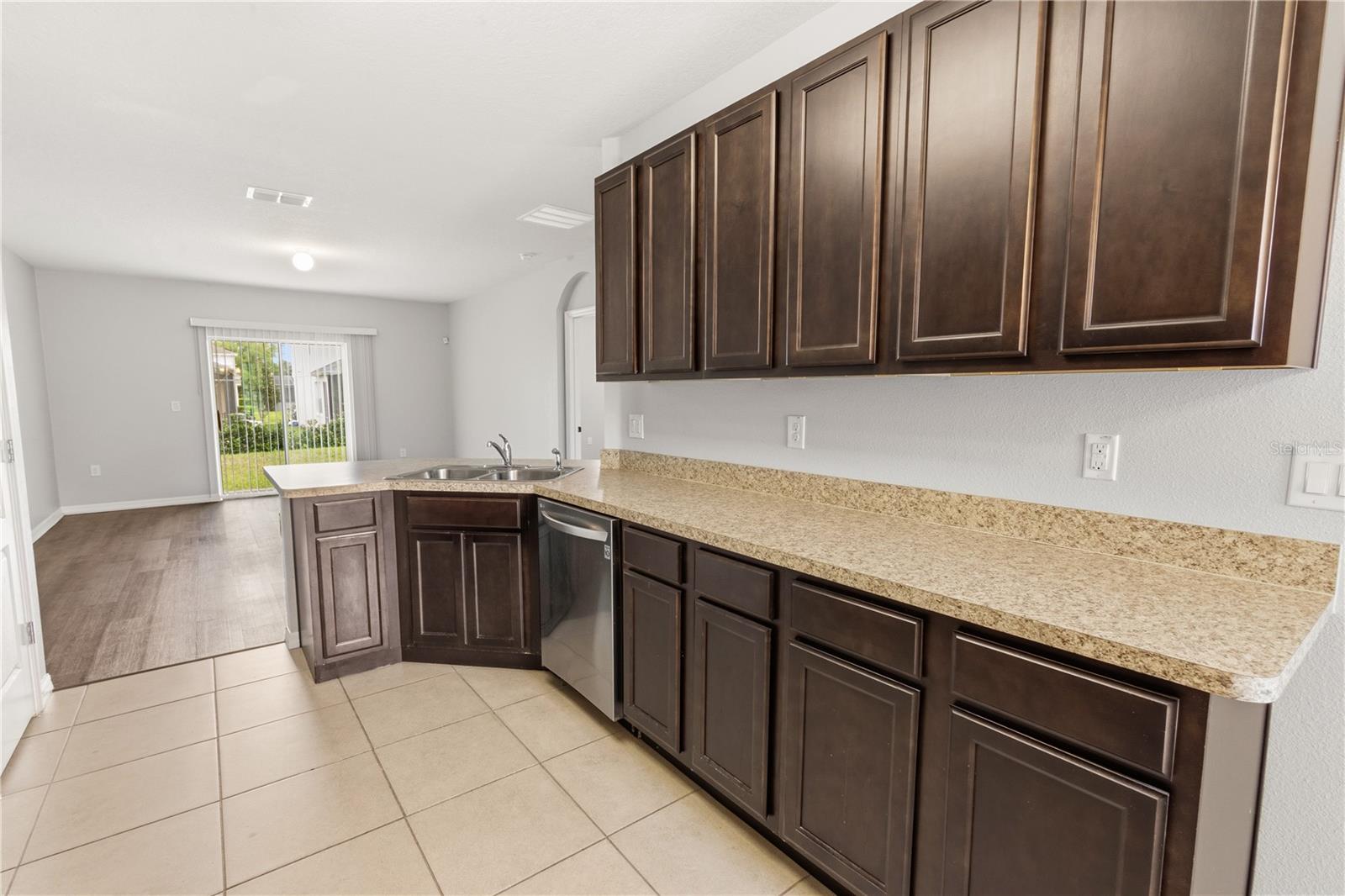 CALABAY AT TOWER LAKE PH 03 - Residential