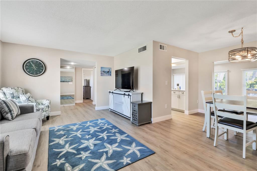 PORT CHARLOTTE SUB 42 - Residential Lease