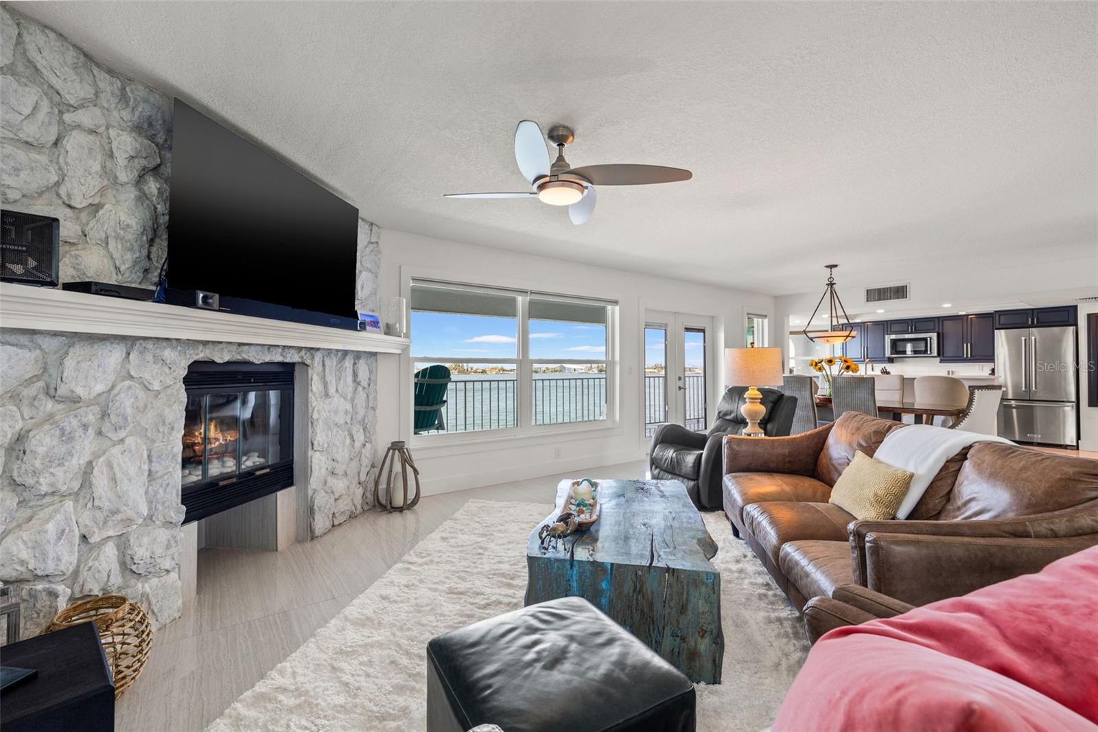 FLAMINGO BAY CLUB CO - Residential